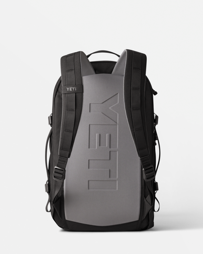CROSSROADS BACKPACK 27L in BLACK