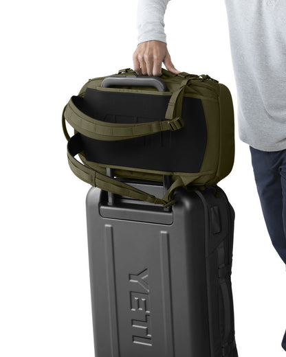 CROSSROADS BACKPACK 27L in OLIVE